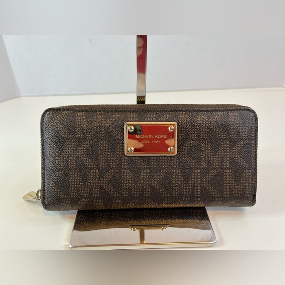 Michael Kors Brown Logo Zip Around Leather Wallet - Picture 1 of 8